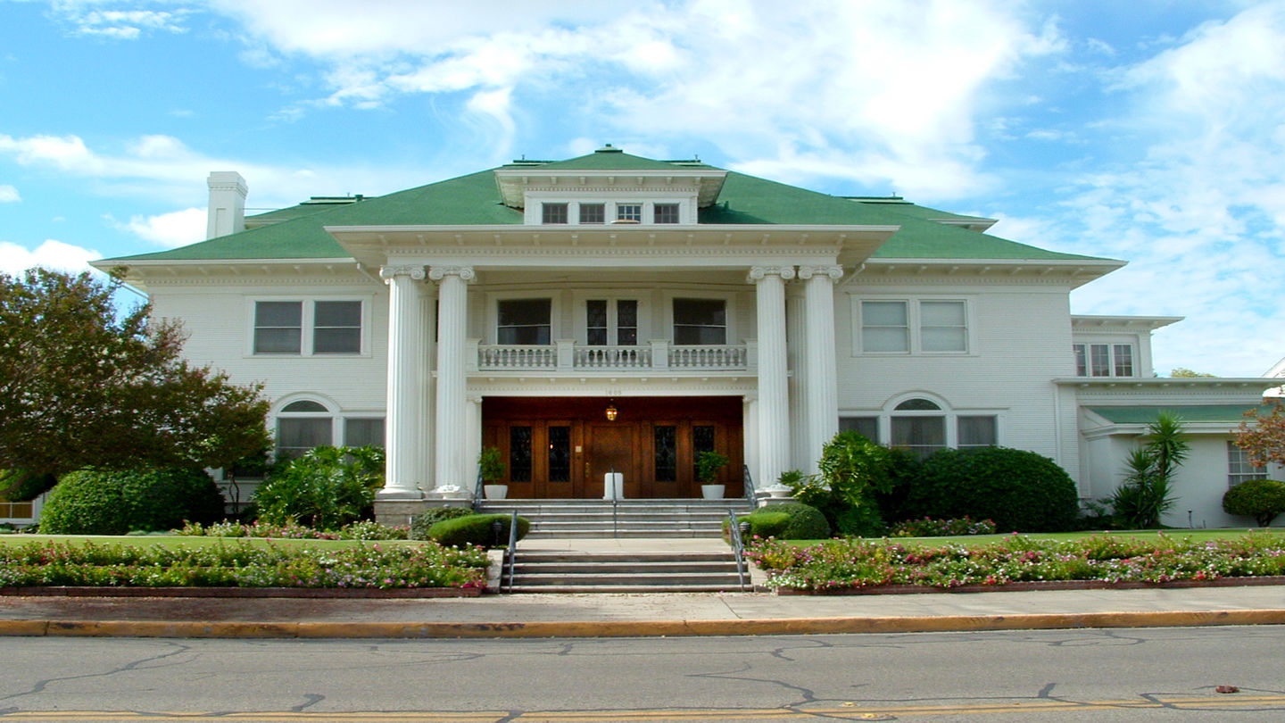 Lisle Funeral Home Funeral & Cremation